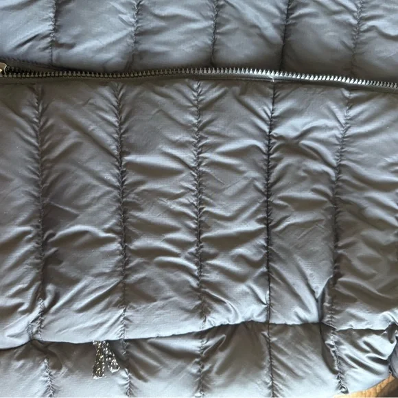 Patagonia Black Kids Puffer Jacket Sz S - Picture 5 of 5